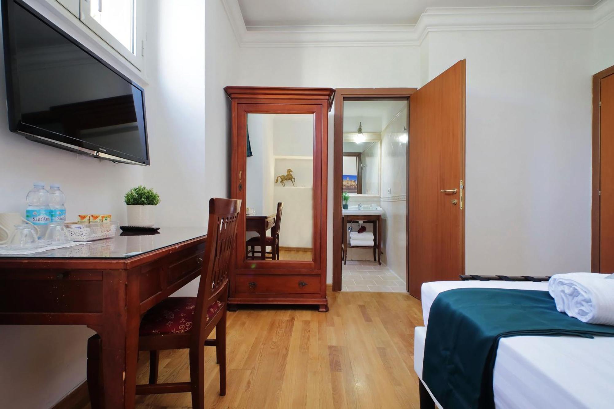 Romulus Rooms Екстер'єр фото